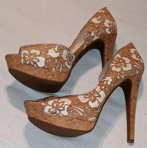 Jessica Simpson heels